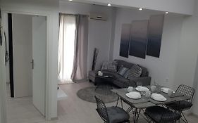 Konstantinos'S Luxury Apartment